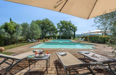 Venkovský dům na prodej Asciano, Toscana:  RIF 2992 Blick auf Pool 