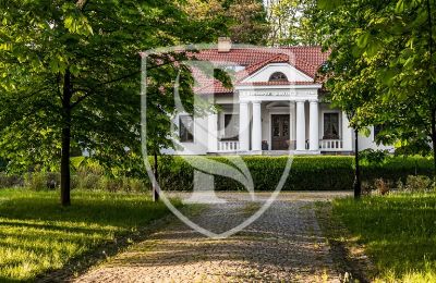 Zámeček na prodej Przedbórz, Lodžské vojvodství, Přístup