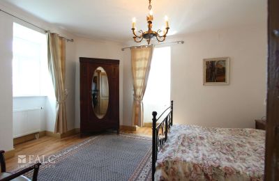 Zámek na prodej Fays, Wallonie, Erstes Schlafzimmer im 2.OG