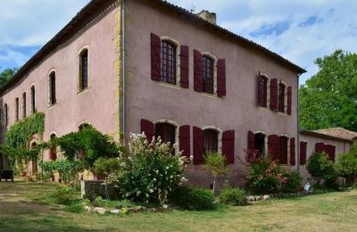 Zámek na prodej 31000 Toulouse, Occitanie, Pohled zvenku