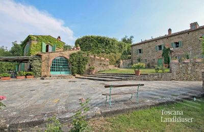Venkovský dům na prodej Arezzo, Toscana:  RIF 2993 Blick auf Gebäude