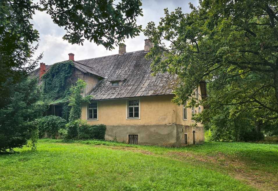 Obrázky Bilskas muiža - Malý lotyšský zámeček