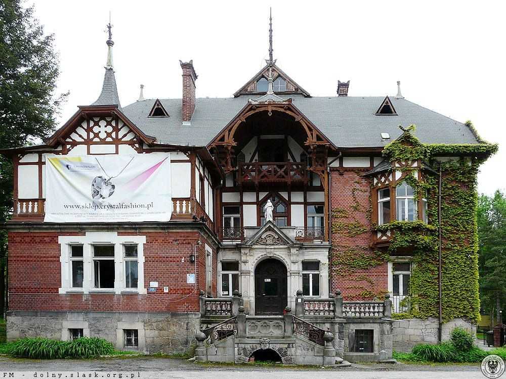 Historická vila na prodej Kudowa-Zdrój, Zdrojowa 36, Dolní Slezsko:  Pohled zepředu