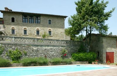 Zámeček na prodej Caprese Michelangelo, Toscana, Pohled zvenku