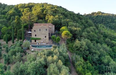 Kostel na prodej 06060 Lisciano Niccone, Umbria, Foto z dronu