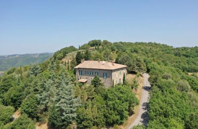 Historická vila na prodej 06024 Gubbio, Umbrie, Foto z dronu