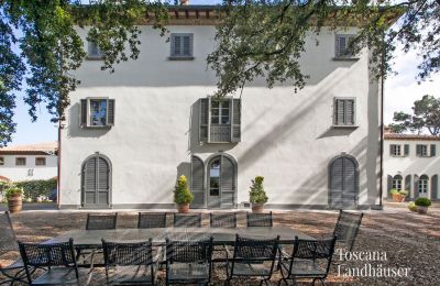 Historická vila na prodej Arezzo, Toscana:  Pohled zepředu