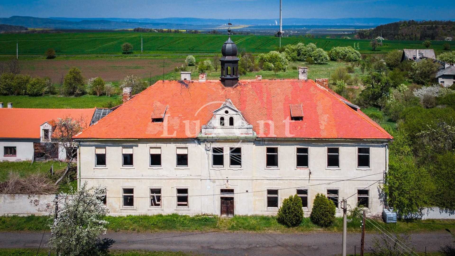 Obrázky Zámek Brody u Podbořan na prodej, Krásný Dvůr