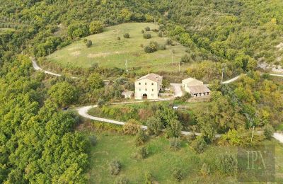 Venkovský dům na prodej 06019 Pierantonio, Umbria, Foto z dronu