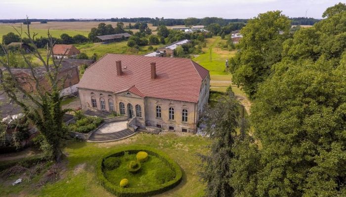 Zámek na prodej Przybysław, Západopomořanské vojvodství,  Polsko