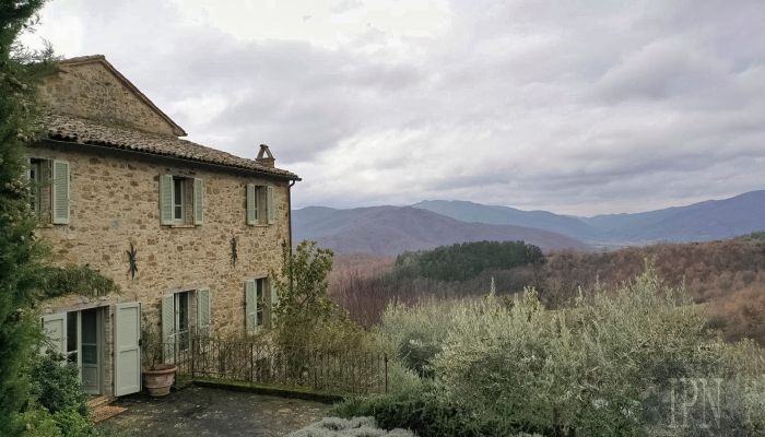 Venkovský dům na prodej Città di Castello, Umbria,  Itálie