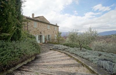 Venkovský dům na prodej Città di Castello, Umbria, Přístup