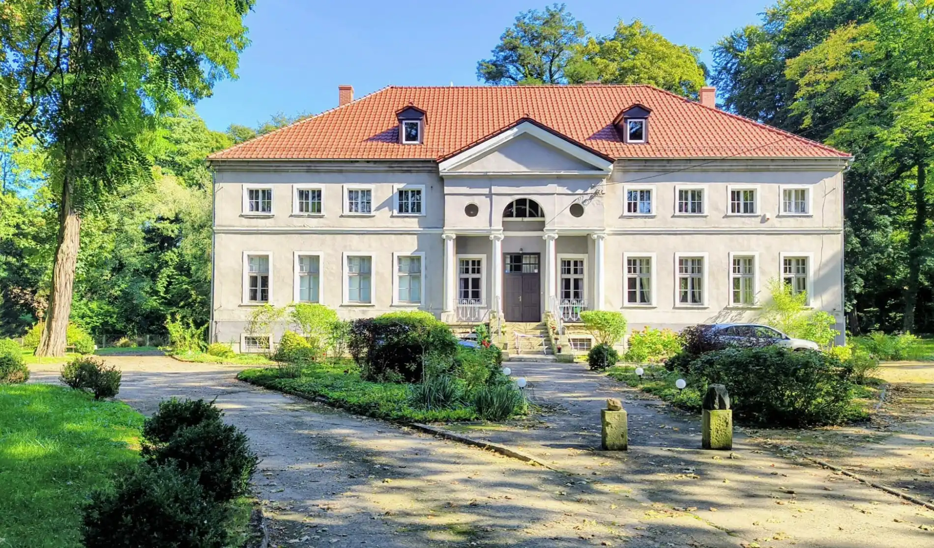 Obrázky Zámeček v Polsku poblíž Görlitz (Německo)