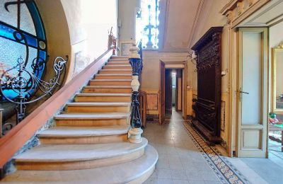 Historická vila na prodej Golasecca, Lombardia, Schodiště