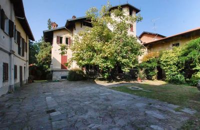 Historická vila na prodej Golasecca, Lombardia:  Pohled zepředu