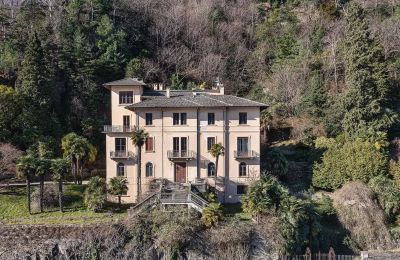 Historická vila na prodej Cannobio, Piemonte:  Pohled zepředu