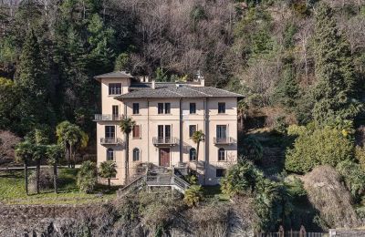 Historická vila na prodej Cannobio, Piemonte, Pohled zepředu