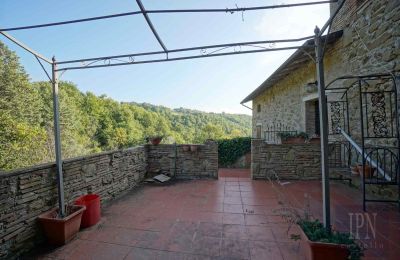 statek na prodej 06019 Preggio, Umbria:  