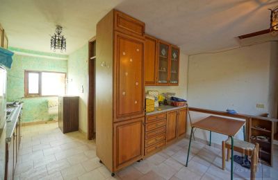 Venkovský dům na prodej 06019 Preggio, Umbria, Kuchynĕ