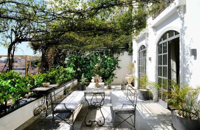 Historická vila na prodej İstanbul, Tom Tom, Nur-i Ziya Sokak, Terasa