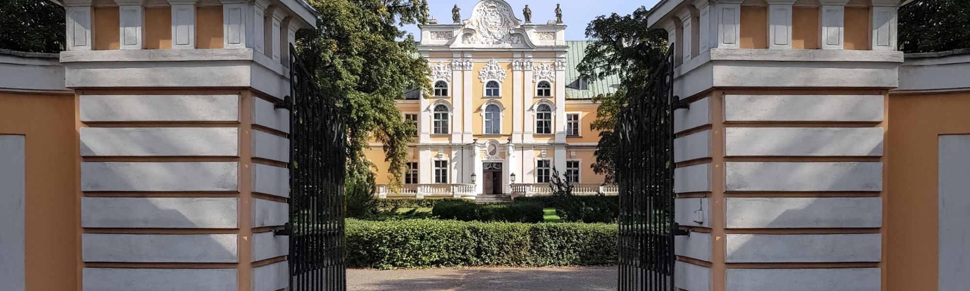 Obrázky Rezervováno: Krásný barokní zámek ve Velkopolsku