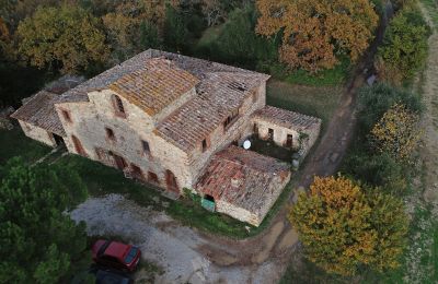 Nemovitosti, Zajímavý toskánský venkovský dům v Gaiole, Chianti