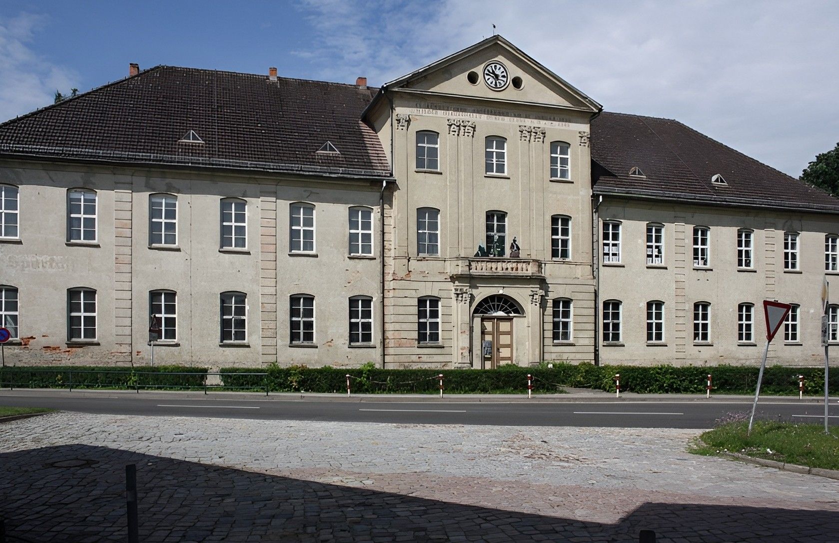 Obrázky Co-Investor gesucht: Schloss Mirow in Mecklenburg-Vorpommern