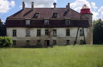 Zámeček na prodej Skrunda, Kurzeme, Pohled zvenku