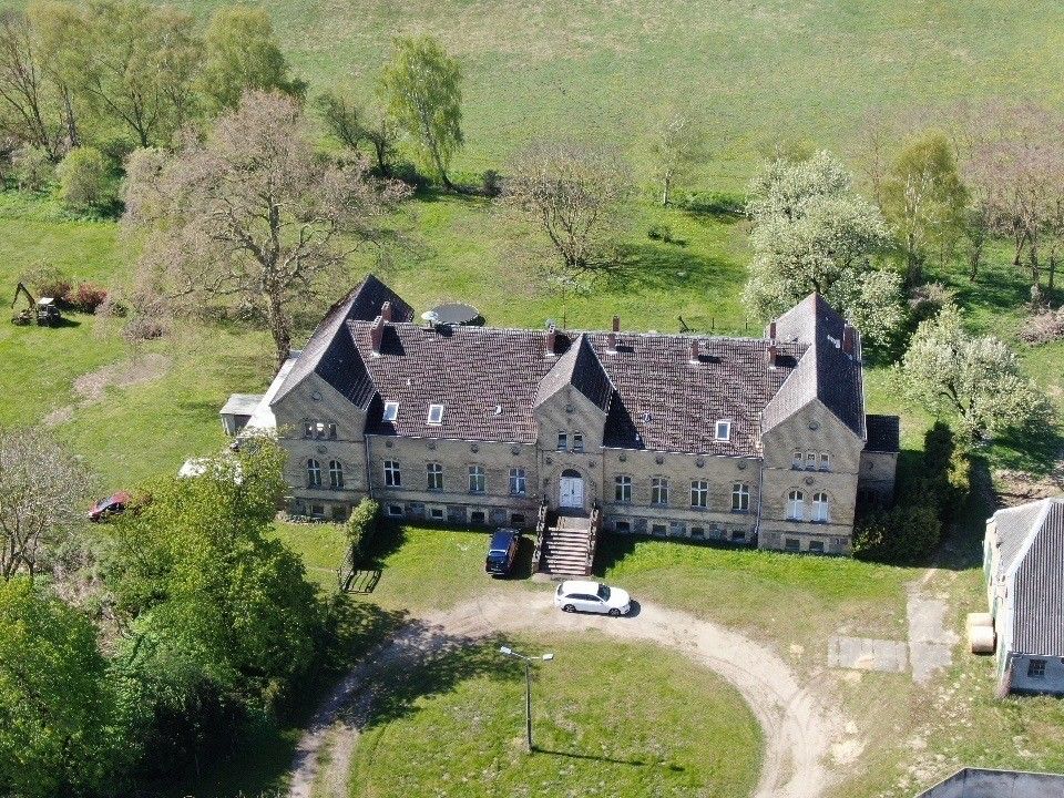 Obrázky Zámeček s pozemkem na prodej v Německu, v blízkosti Baltského moře