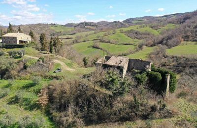 Hrad na prodej 06026 Pietralunga, Umbria:  