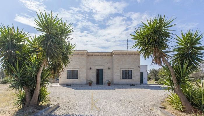 Historická vila na prodej Oria, Puglia,  Itálie