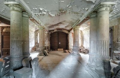 Zámek na prodej Bożków, Palac Wilelma von Magnis 1, Dolní Slezsko, Vchod do kočáru