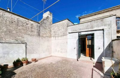 Městský dům na prodej Oria, Piazza San Giustino de Jacobis, Puglia:  Střešní terasa