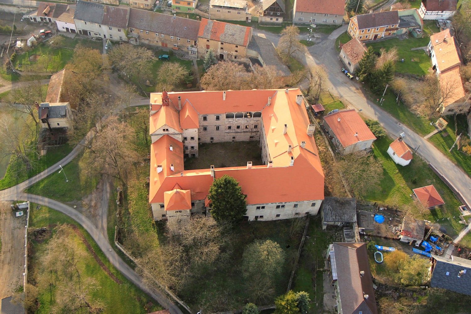 Obrázky Renesanční zámek u Prahy