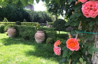 Historická vila na prodej Lazio:  Zahrada