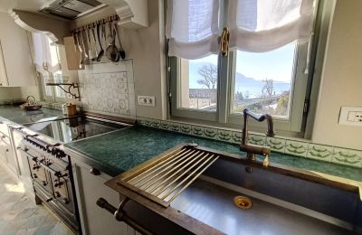Historická vila na prodej 28824 Oggebbio, Piemonte:  kuchynĕ
