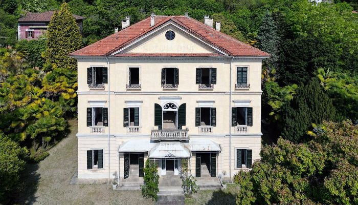 Historická vila na prodej 28824 Oggebbio, Piemonte,  Itálie