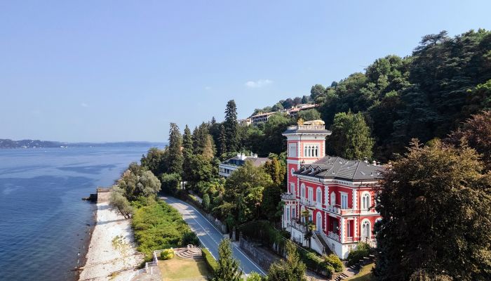 Apartmán v historické budově na prodej 28838 Stresa, Piemonte,  Itálie