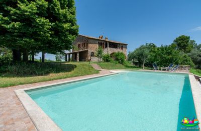 Venkovský dům na prodej 06059 Todi, Umbria:  Bazén
