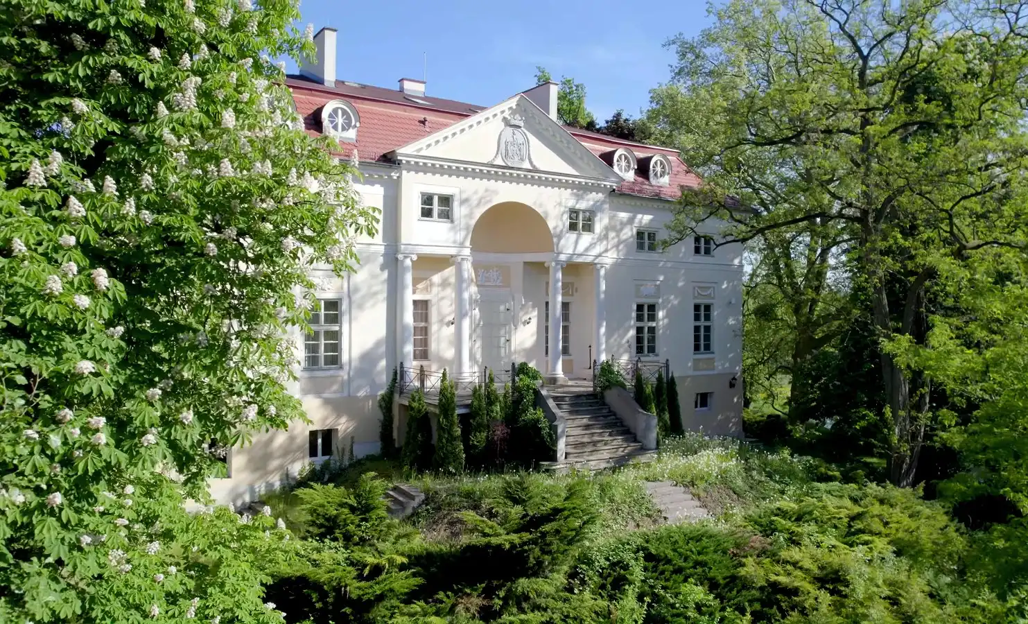 Obrázky Unikátní zámeček u Vratislavi, Dolní Slezsko