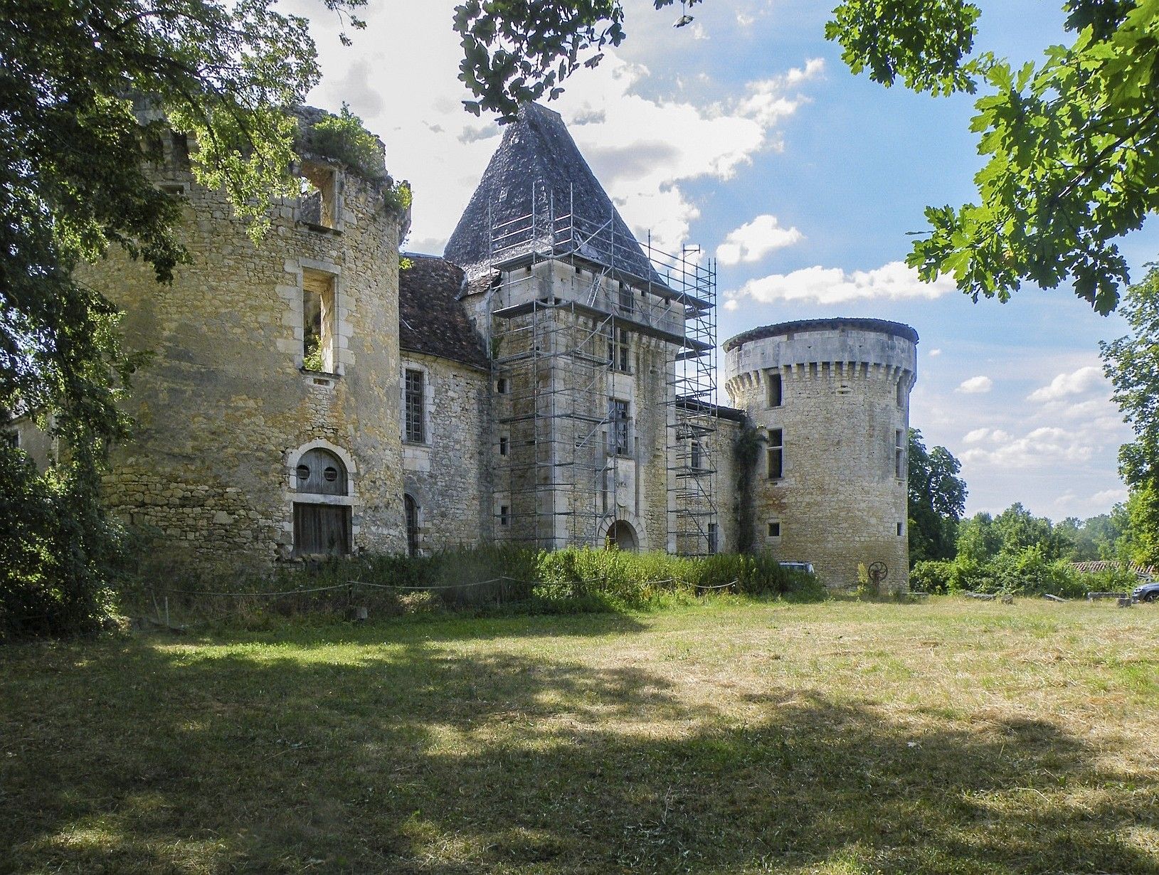 Obrázky Zámek v Périgueux, Dordogne, Nová Akvitánie