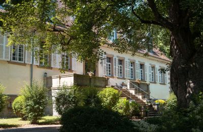 Zámek/Palác na prodej Baden-Württemberg:  Hauteingang rechter Schlossflügel