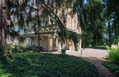 Zámek na prodej Baden-Württemberg, Linker Schlossflügel