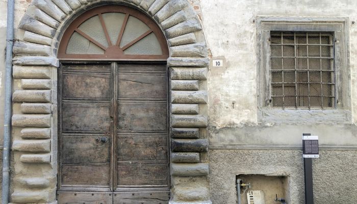 Zámek/Palác na prodej Piobbico, Marche,  Itálie