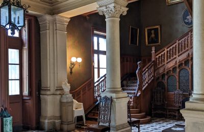 Zámek na prodej Redon, Bretagne, Vstupní hala