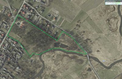 Zámek na prodej Radoszewnica, Slezské vojvodství, Pozemek