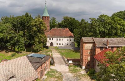 Hrad na prodej Karłowice, Zamek w Karłowicach, województwo opolskie:  