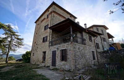 Historická věž na prodej 06019 Spedalicchio, Umbria:  