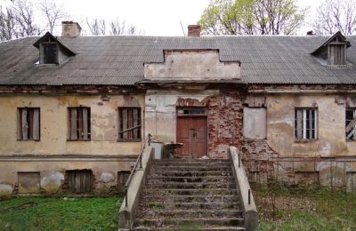 Zámeček na prodej Upenieki, Upesmuiža, Zemgale:  Pohled zepředu