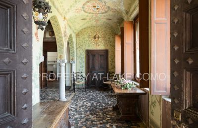 Historická vila na prodej Torno, Lombardia:  Entrance Hall